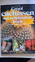 Groot cactussen en vetplantenboek, Ophalen of Verzenden, Zo goed als nieuw