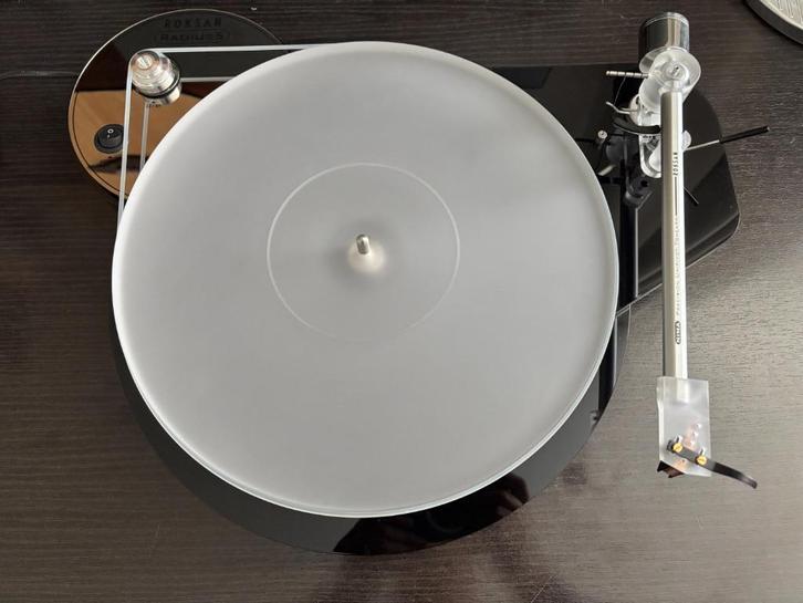 Roksan Radius 5 platenspeler / Ortofon Cadenza Bronze, Audio, Tv en Foto, Platenspelers, Zo goed als nieuw, Platenspeler, Overige merken