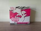 Pokemon White Flare Elite Trainer Box, Ophalen, Nieuw, Boosterbox, Foil