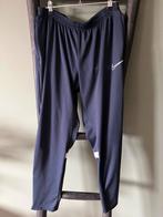 Donkerblauwe Nike trainingsbroek XL sportbroek sportkleding, Kleding | Heren, NIKE, Algemeen, Verzenden, Blauw