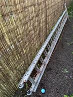 Altrex optrekladder +- 9M Lang., Ophalen of Verzenden, Gebruikt, Ladder, 4 meter of meer