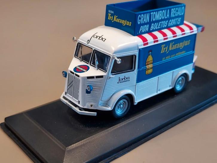 Citroën H 1958 Tri Naranjus 1:43 met figuurtje Eligor, Hobby en Vrije tijd, Modelauto's | 1:43, Gebruikt, Auto, Overige merken