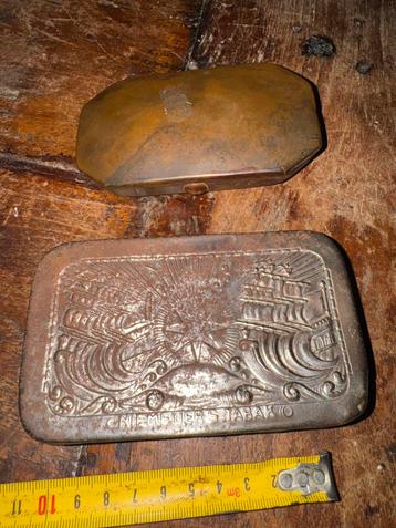 2 antieke tabaksdoosjes oa uit 1870 beschikbaar voor biedingen