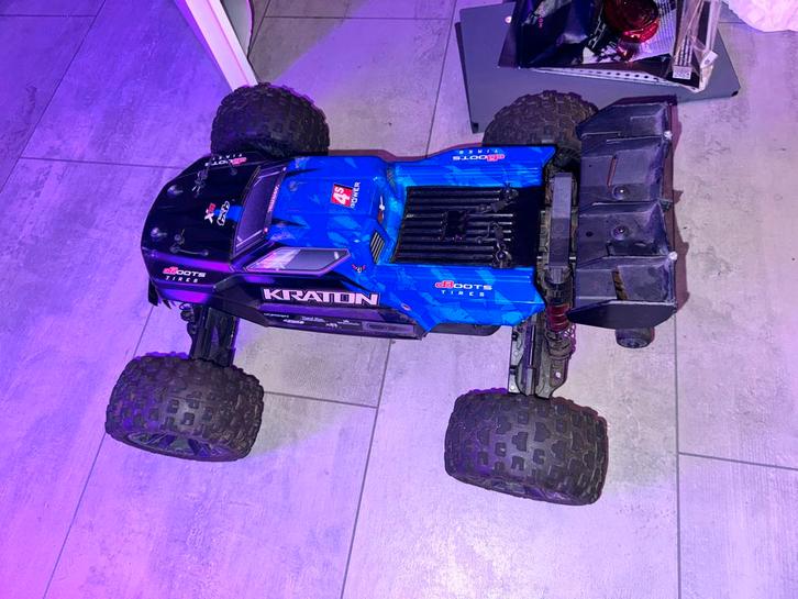 2 RC auto's te koop, Hobby en Vrije tijd, Modelbouw | Auto's en Voertuigen, Gebruikt, Auto, Groter dan 1:32, Overige merken, Ophalen of Verzenden
