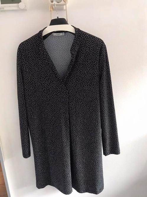 Prachtige zwarte Mango Jurk met witte stippen maat XL, Kleding | Dames, Jurken, Zo goed als nieuw, Maat 46/48 (XL) of groter, Zwart