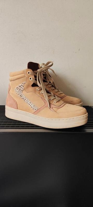 Maruti Mona beige halfhoge leren sneakers, mt 37  beschikbaar voor biedingen