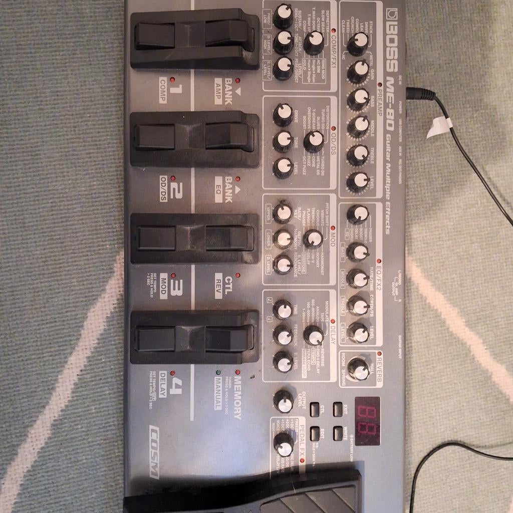 Boss ME-80 Gitaar Multi-Effect Pedaal - Zo Goed Als Nieuw!, Muziek en Instrumenten, Effecten, Ophalen, Zo goed als nieuw, Delay of Echo