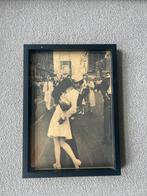 Victory Day Poster, Times Square, New York, Huis en Inrichting, Ophalen of Verzenden, Gebruikt, Foto of Poster, Minder dan 50 cm