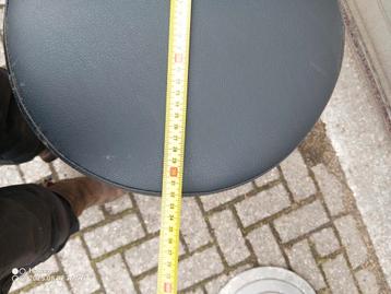 Barkruk aluminium  beschikbaar voor biedingen