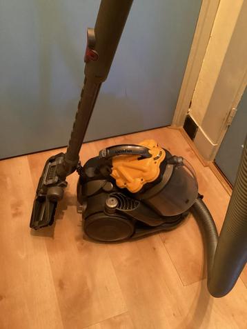 DYSON slede stofzuiger- DC19T2 beschikbaar voor biedingen