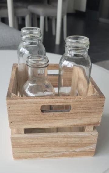 Houten Fruitkistje met 3 vaasjes / kist beschikbaar voor biedingen