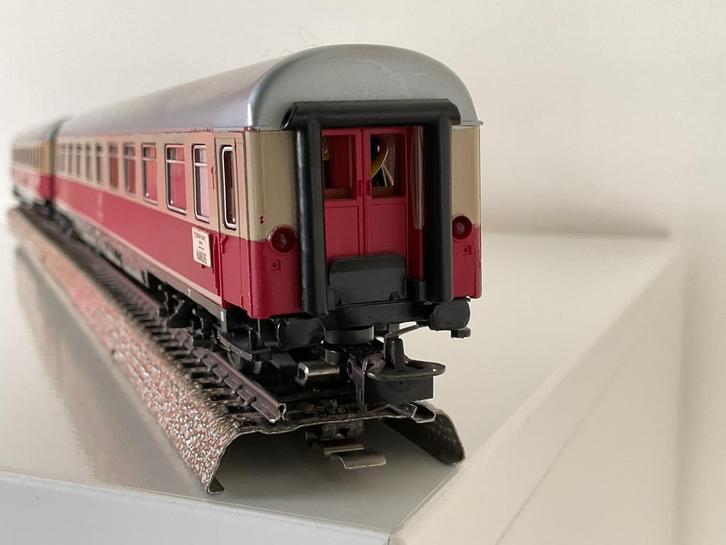 Drie TEE Rijtuigen Märklin 4095, 4096, 4098, Hobby en Vrije tijd, Modeltreinen | H0, Gebruikt, Wagon, Wisselstroom, Märklin, Analoog