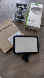 Bresser BR-12B Bi-Color, Ophalen of Verzenden, Zo goed als nieuw, Lamp of Flitsset