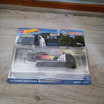 Hot Wheels Team FORD MUSTANG RTR SPEC 5 & AERO LIFt beschikbaar voor biedingen