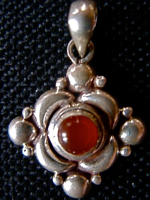 Zilveren 925 zilver kettinghanger prachtig bewerkt carneool, Sieraden, Tassen en Uiterlijk, Kettinghangers, Nieuw, Zilver, Oranje