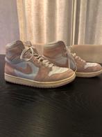 Air Jordan 1 Washed Pink (W) - Maat 40.5, Kleding | Dames, Schoenen, Ophalen of Verzenden, Zo goed als nieuw, Overige kleuren