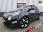 Renault Twingo 1.2 16V Dynamique | VAN 2e EIGENAAR | AIRCO |, Auto's, Renault, Voorwielaandrijving, Gebruikt, 4 stoelen, Zwart