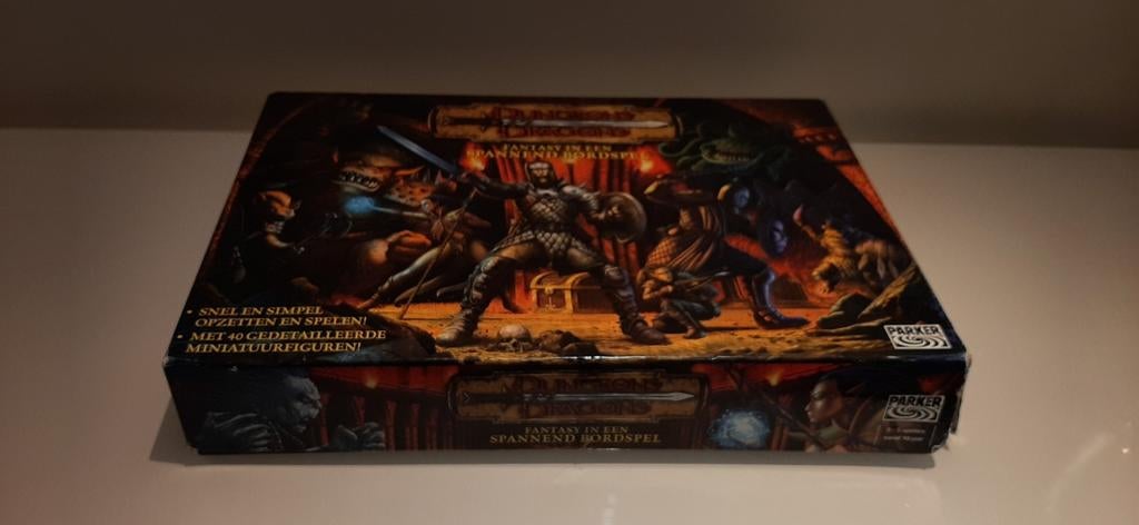 Te koop: Dungeons & Dragons, Hobby en Vrije tijd, Gezelschapsspellen | Bordspellen, Ophalen of Verzenden, Nieuw