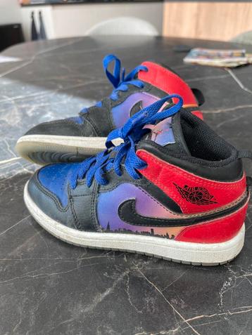 Nike Air Jordan maat 31 beschikbaar voor biedingen