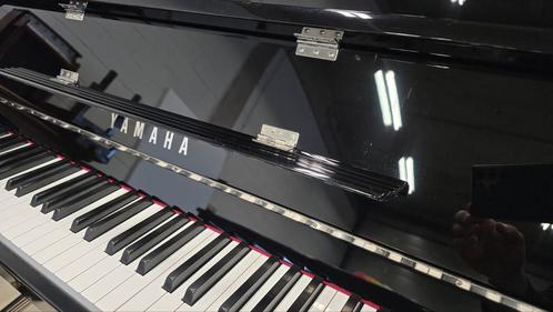 Yamaha B1 silent piano type SC2 slechts 6 jaar oud!, Muziek en Instrumenten, Piano's, Zo goed als nieuw, Zwart, Hoogglans, Ophalen