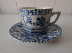 porcelein kop en schotel, merkloos, een exemplaar, Antiek en Kunst, Antiek | Servies los, Ophalen of Verzenden