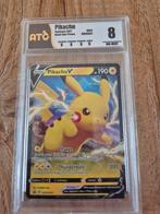 Pickachu V, near Mint, graded met een 8, Ophalen of Verzenden, Zo goed als nieuw, Losse kaart