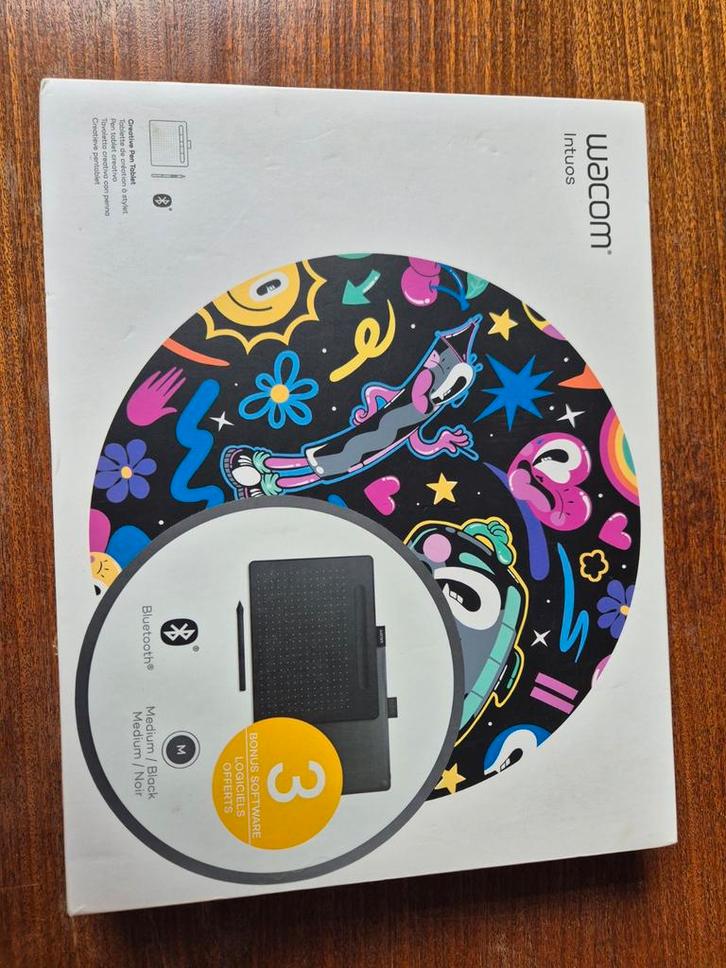 Wacom Intuos Medium - Zo goed als nieuw!, Computers en Software, Tekentablets, Zo goed als nieuw, Draadloos, Multi-touch, Ophalen of Verzenden