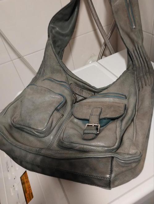 Liebeskind Berlin grote stoere leren schoudertas, Sieraden, Tassen en Uiterlijk, Tassen | Schoudertassen, Ophalen of Verzenden