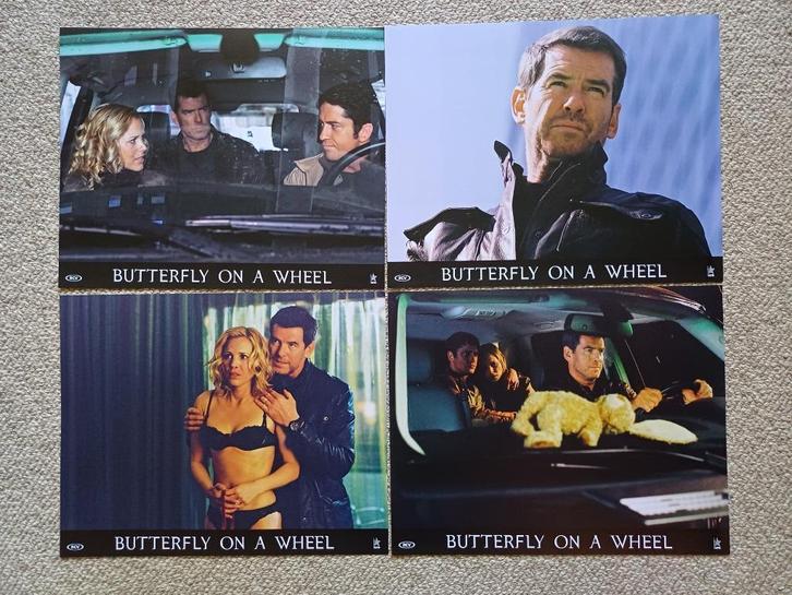 BUTTERFLY    ON   A    WHEEL     lobbycard set., Verzamelen, Posters, Nieuw, Film en Tv, A1 t/m A3, Verzenden