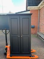 Kast, Huis en Inrichting, Ophalen, Met deur(en), 100 tot 150 cm, Zo goed als nieuw