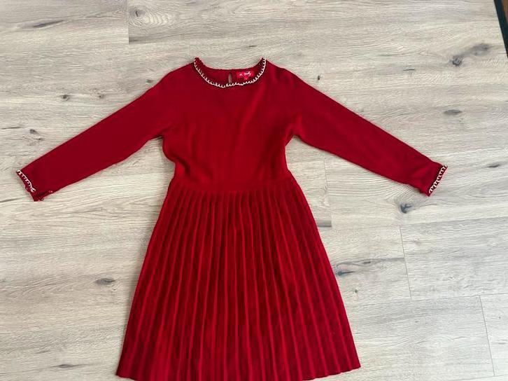 Mooie rode wollen  jurk van Derhy - Maat L, Kleding | Dames, Jurken, Zo goed als nieuw, Maat 42/44 (L), Rood, Onder de knie, Ophalen of Verzenden