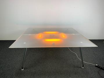 Ahrend Vergadertafel 1200 Glas 200x200 cm  24352 beschikbaar voor biedingen