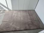 Nieuwe Taupe Fluffy Vloerkleed, Huis en Inrichting, Ophalen, Overige kleuren, Fluffy, 150 tot 200 cm