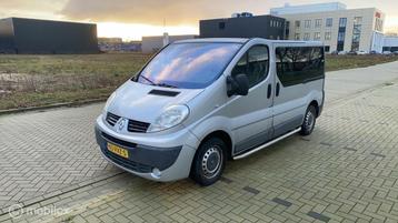 Renault Trafic bestel 2.0 dCi T27 rolstoelauto invalide auto beschikbaar voor biedingen