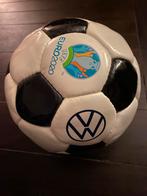 Te koop voetbal Volkswagen EURO2020, Maat XL, Ophalen, Zo goed als nieuw, Bal
