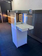TOREN VITRINE KAST HOOGGLANSWIT, Ophalen, Zo goed als nieuw