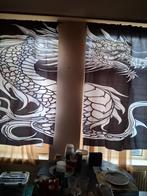 Gordijnen met drakenprint, Huis en Inrichting, Stoffering | Gordijnen en Lamellen, Gebruikt, 100 tot 150 cm, Ophalen of Verzenden