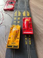 Vintage Scalextric racebaan met 2 Le Mans auto’s + trafo, Kinderen en Baby's, Speelgoed | Racebanen, Elektrisch, Ophalen, Overige merken