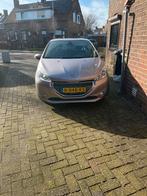 Peugeot 208 1.4 VTI 70KW/95PK 5-D 2012 Grijs, Auto's, Voorwielaandrijving, 40 €/maand, Handgeschakeld, 570 kg