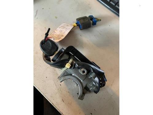 Kontaktslot + Sleutel van een Hyundai Accent, Auto-onderdelen, Overige Auto-onderdelen, Hyundai, Gebruikt, 3 maanden garantie