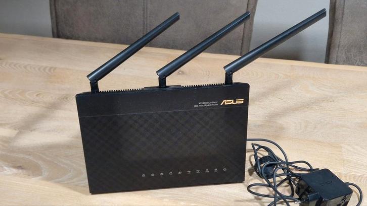 Asus AC1900 Router - Krachtige Draadloze Router, Computers en Software, Routers en Modems, Gebruikt, Router, Ophalen of Verzenden