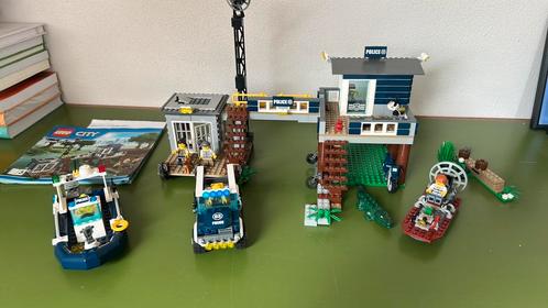 Lego city 60069 + 60170 set met boekjes, Kinderen en Baby's, Speelgoed | Duplo en Lego, Zo goed als nieuw, Ophalen of Verzenden