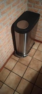 Dubbele prullenbak, Huis en Inrichting, Woonaccessoires | Prullenbakken, 40 liter of meer, Ophalen, Gebruikt, 50 tot 75 cm