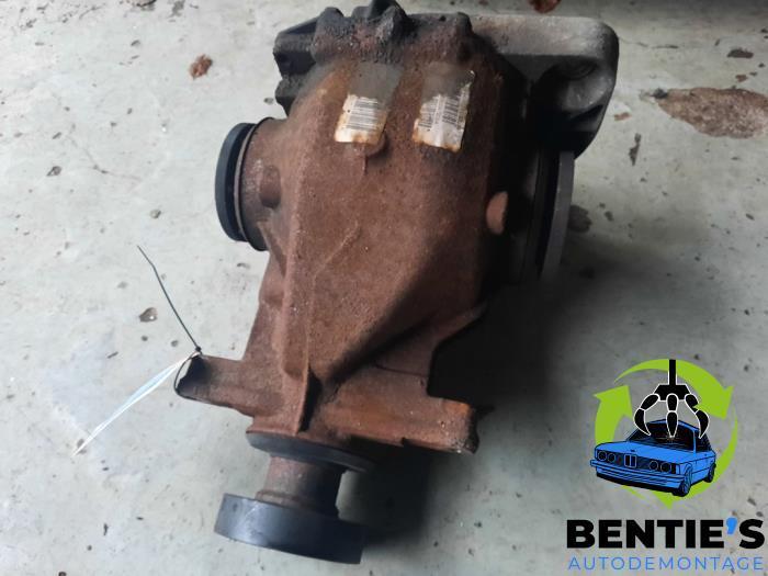 Differentieel achter van een BMW 5-Serie, Auto-onderdelen, Remmen en Aandrijving, BMW, Gebruikt, 3 maanden garantie, Ophalen of Verzenden