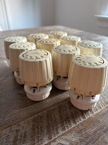 10 Danfoss Thermostaatknoppen - Gebruikt beschikbaar voor biedingen