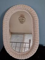 Witte rotan ovale spiegel, Ophalen of Verzenden, Ovaal, Minder dan 50 cm, Minder dan 100 cm