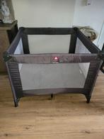 Opvouwbare box met matrasje, Kinderen en Baby's, Boxen, Ophalen of Verzenden, Zo goed als nieuw, Vierkant, Boxkleed