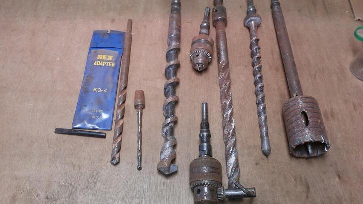 AEG BH25 boorkoppen hamerboren gatboor etc, Doe-het-zelf en Verbouw, Gereedschap | Boormachines, Gebruikt, Kolomboormachine, Ophalen of Verzenden