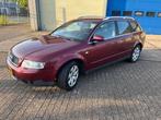 Audi A4 Avant 2.0! Airco! Park sensor! YOUNG! Trekhaak!, Auto's, 65 €/maand, Stof, Gebruikt, 1340 kg