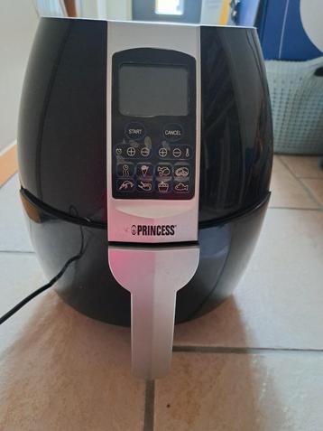 Princess Airfryer  beschikbaar voor biedingen